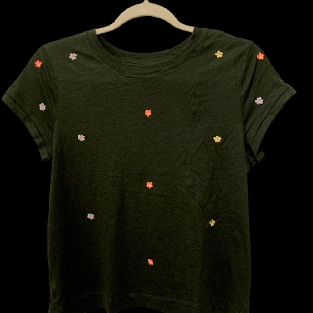 Loft Vintage Soft  Flower Embroidered Short Sleeve Shirt size SP - Picture 4 of 9